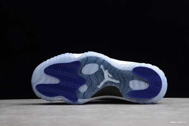 Jordan Black "Concord" 11 White Air 528895-153 Retro Low  mens 1030